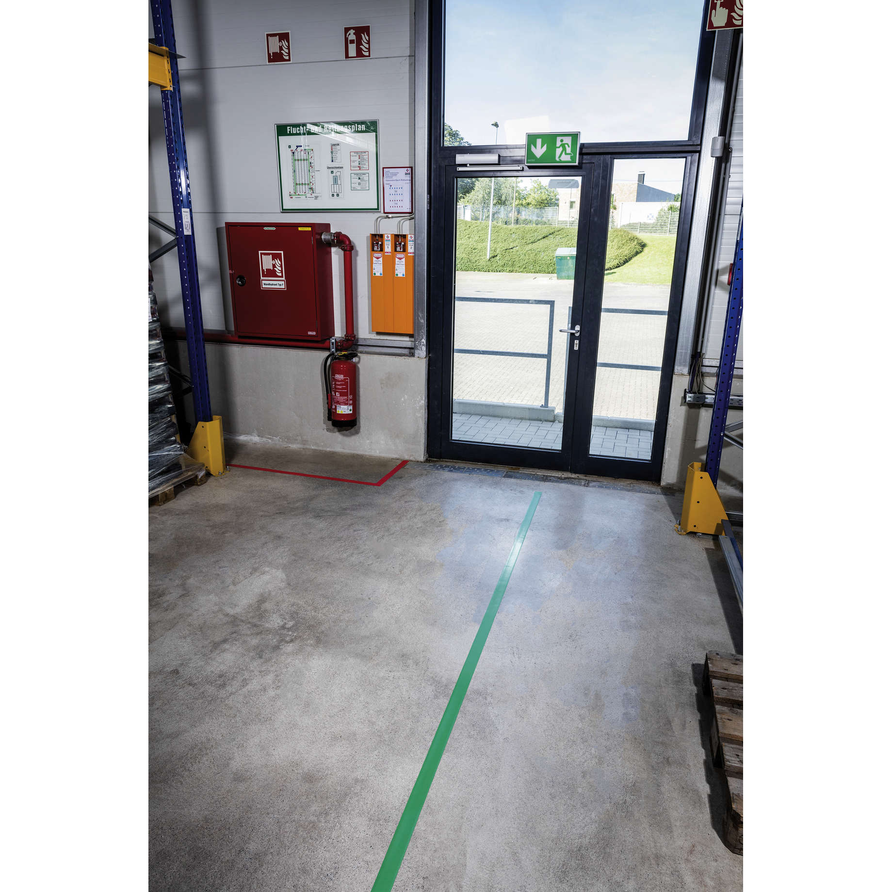 tesa® Signalklebeband Professional 4169