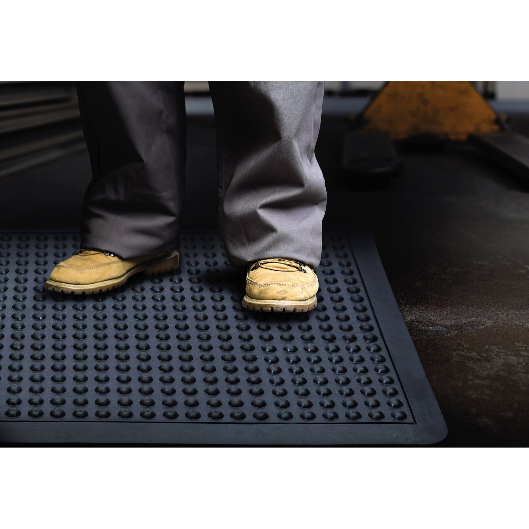 Bekleidung, Schuhwerk, Schuh, Person, Matte, Matte, Person, Matte, Person, Matte, Person, Matte, Person