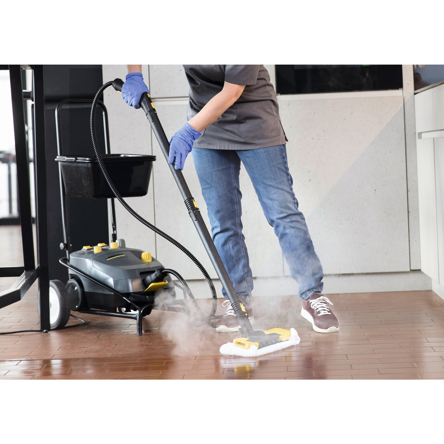 Drinnen, Innenarchitektur, Handschuh, Reinigen, E-Scooter