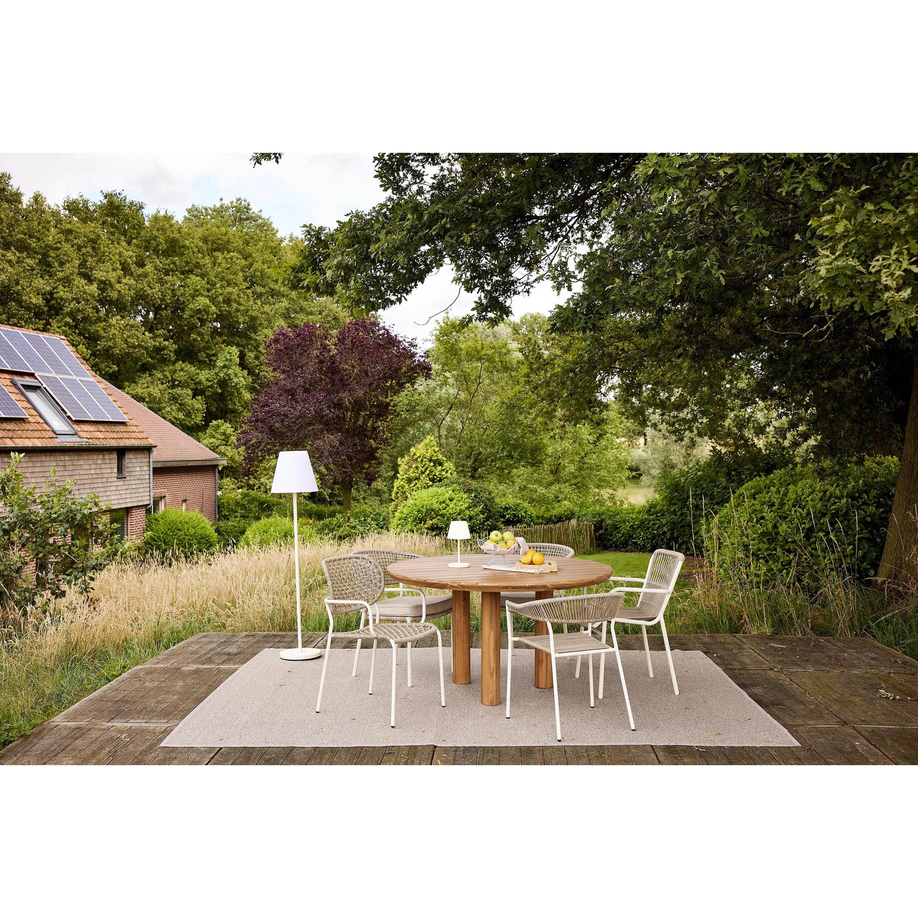 Innenarchitektur, Esstisch, Tisch, Gras, Stuhl