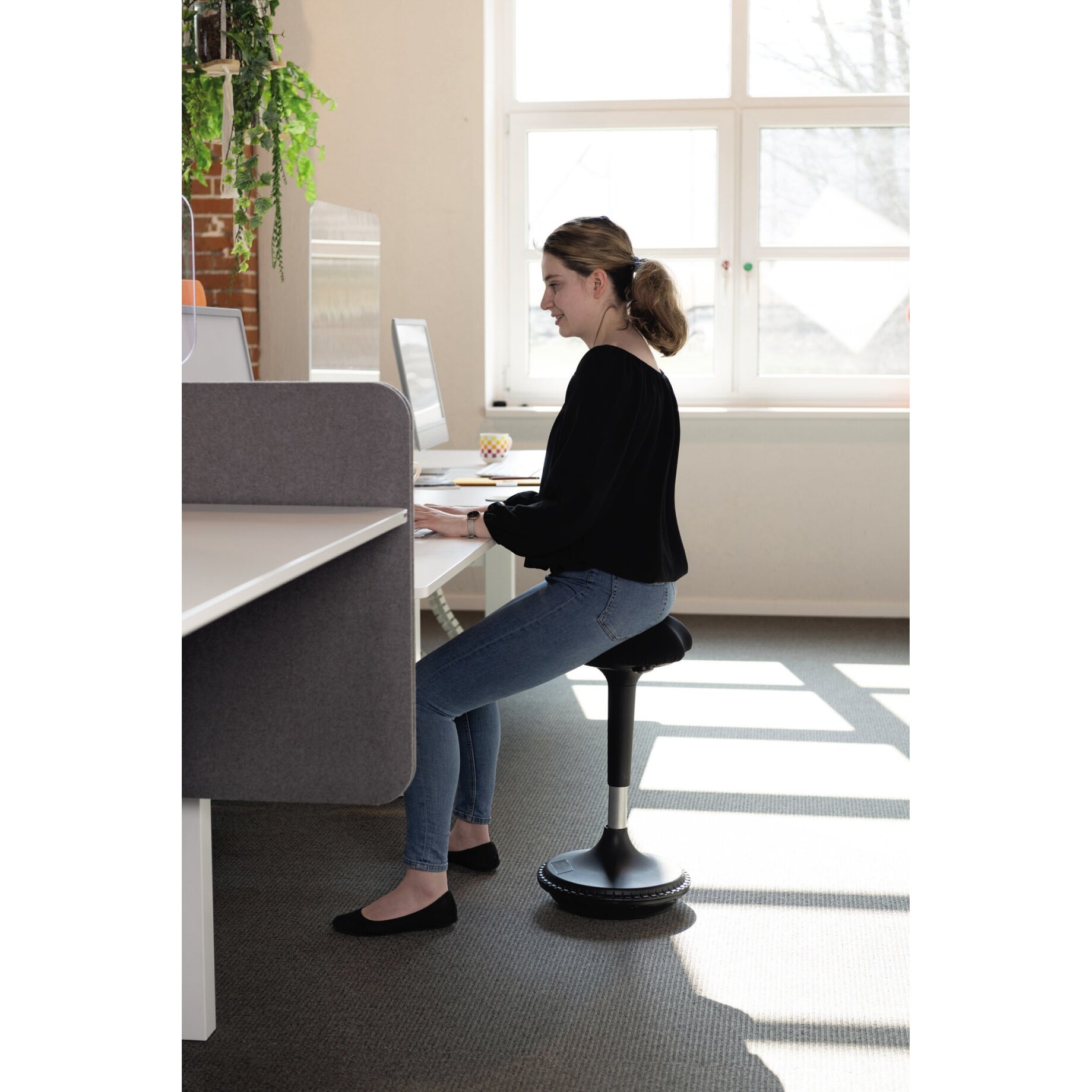 Moebel, Tabelle, Schreibtisch, Person, Sitzen
