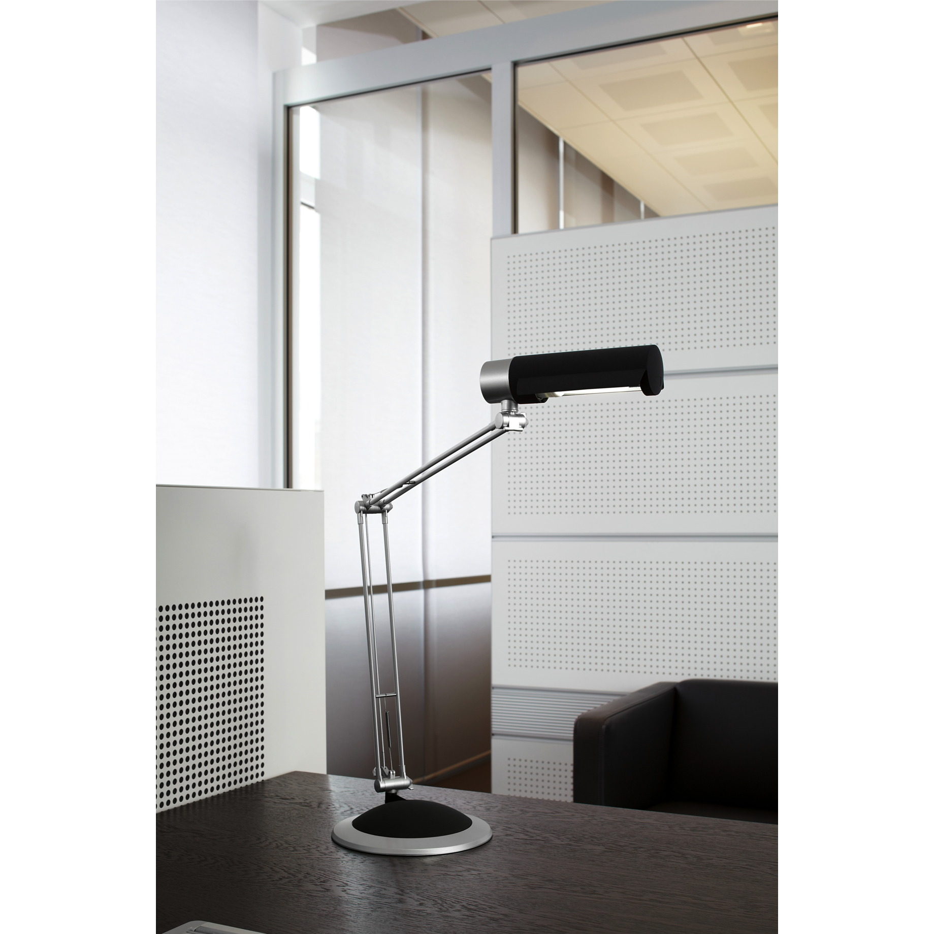 LED-Tischleuchte MAULoffice
