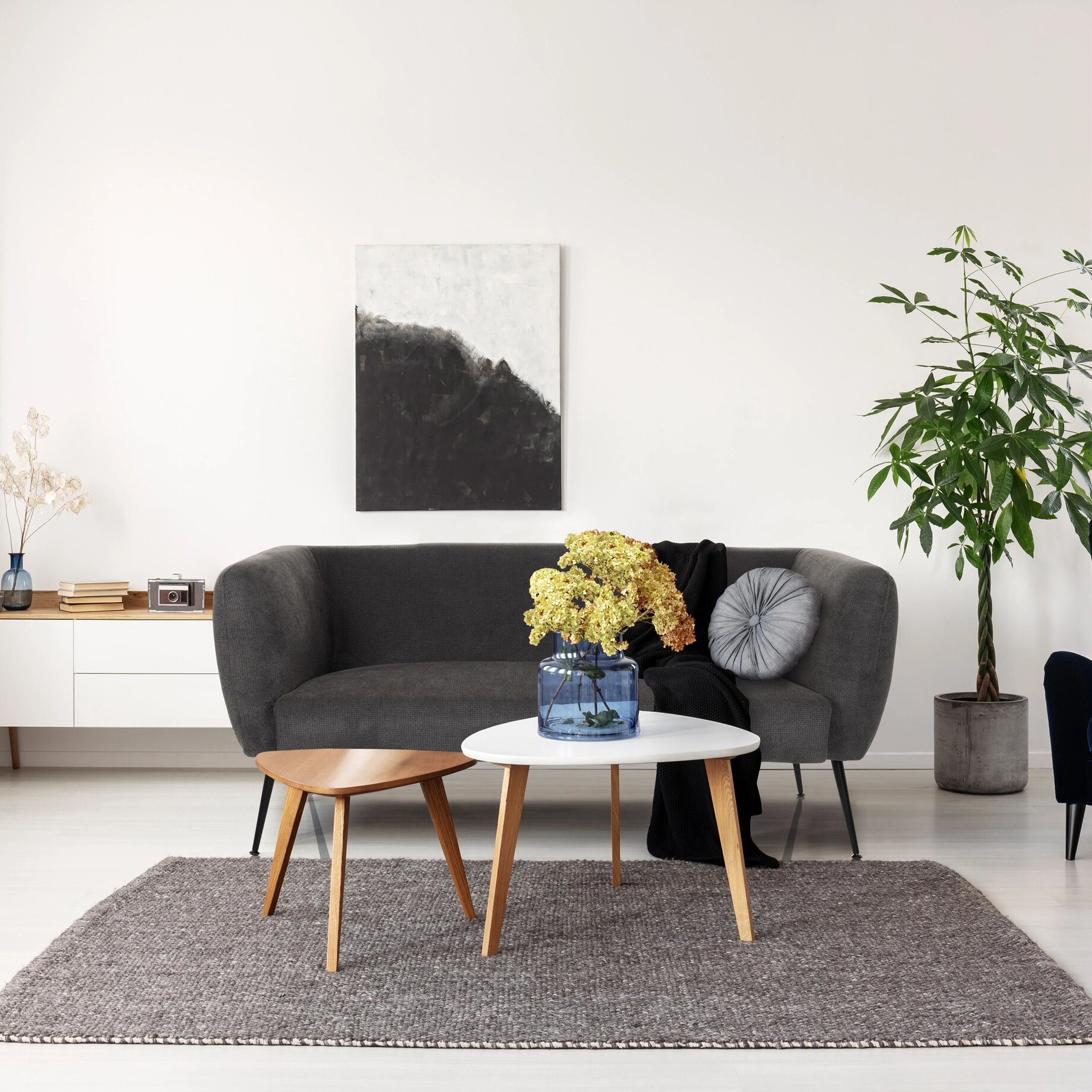 Moebel, Tabelle, Dekoration für Zuhause, Kaffeetisch, Teppich