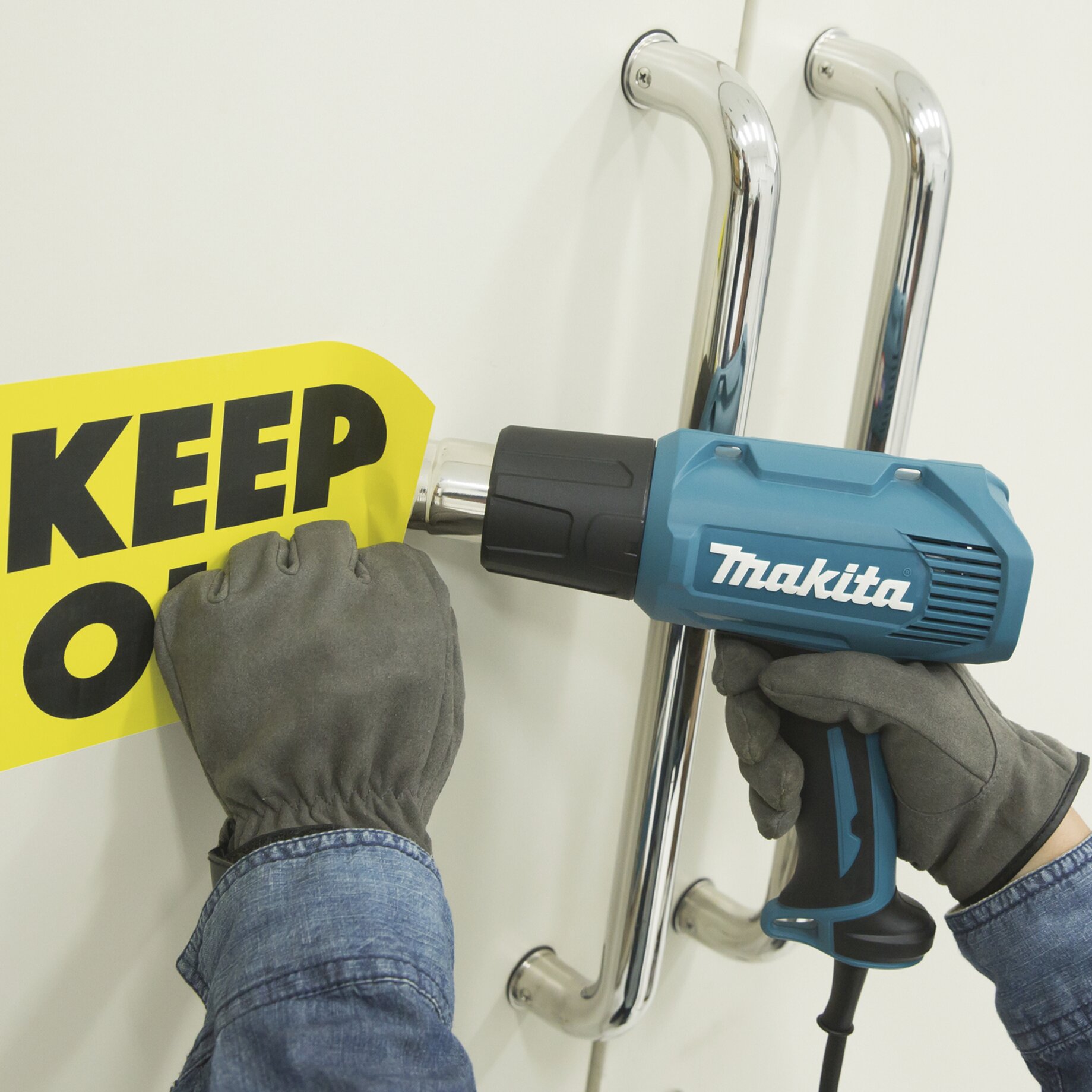 Makita Heißluftgebläse Kit 1.600W