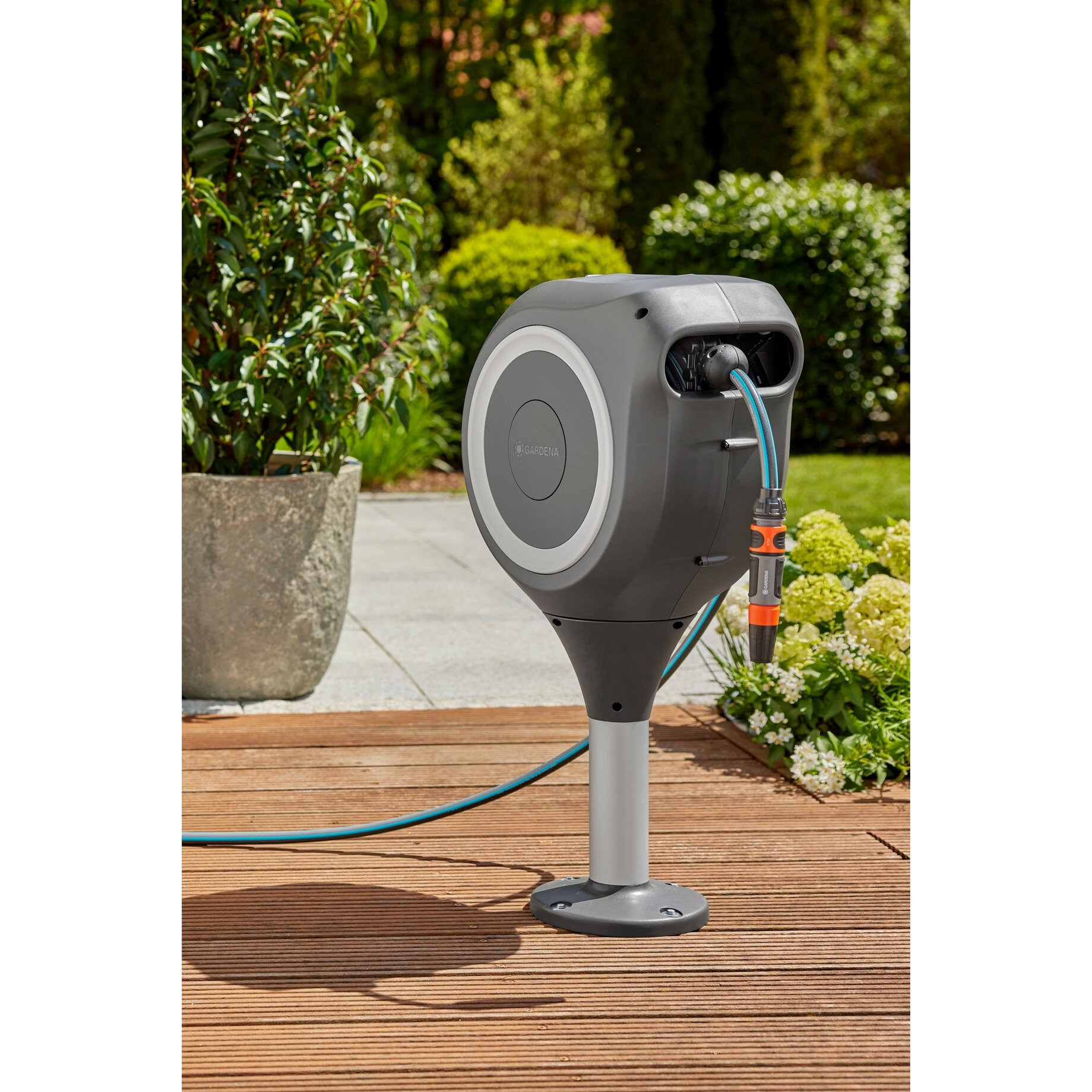 Gardena Terassen-Schlauchbox RollUp M 20m
